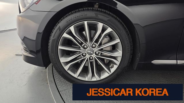 2014 Hyundai Genesis DH - Thumbnail 8