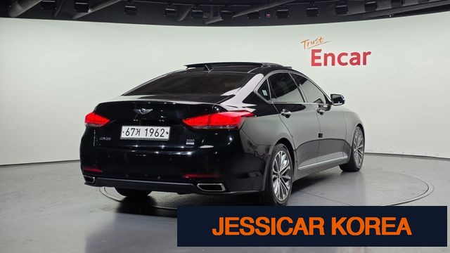 2014 Hyundai Genesis DH - Thumbnail 10