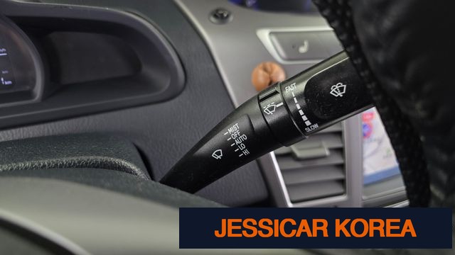 2016 KG Mobility Korando Turismo - Thumbnail 10