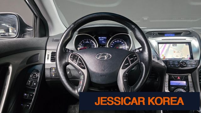 2013 Hyundai Avante MD - Thumbnail 10