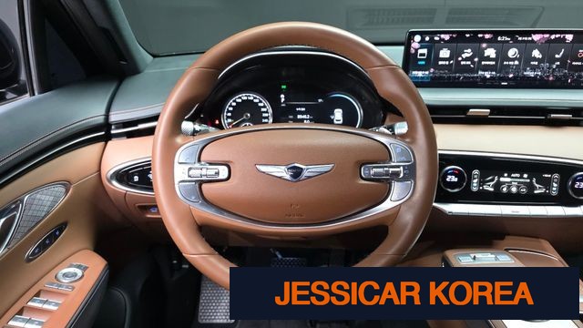 2021 Genesis GV70 - Thumbnail 17
