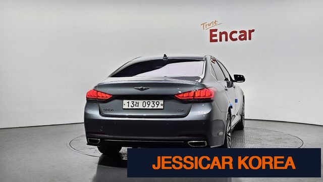 2016 Hyundai Genesis DH - Thumbnail 3
