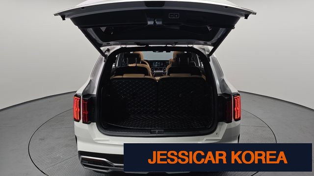 2023 Kia Sorento 4th Gen - Thumbnail 2