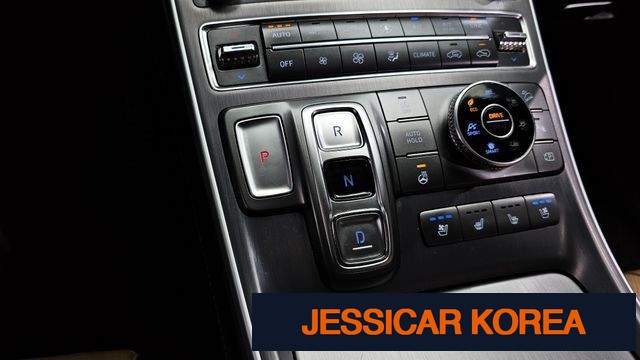 2021 Hyundai The New Santa Fe - Thumbnail 16