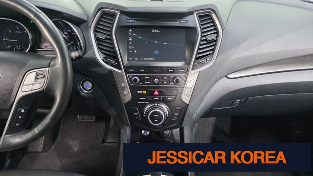 2018 Hyundai Santa Fe The Prime - Thumbnail 2