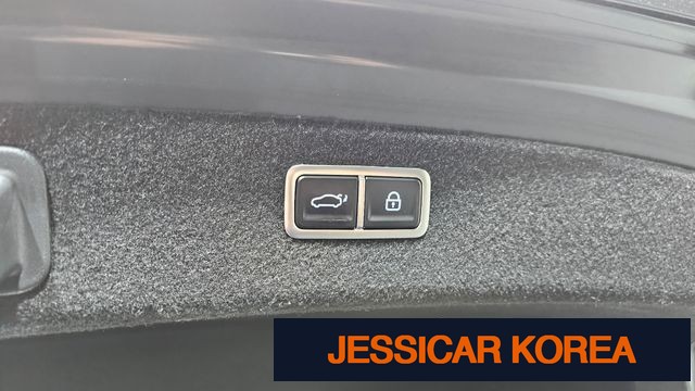 2022 Genesis G80 (RG3) - Thumbnail 4