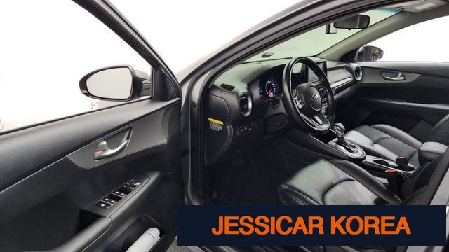 2021 Kia All new K3 - Thumbnail 6