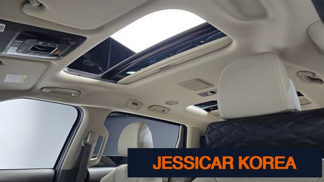 2022 Kia Carnival 4th Gen - Thumbnail 18