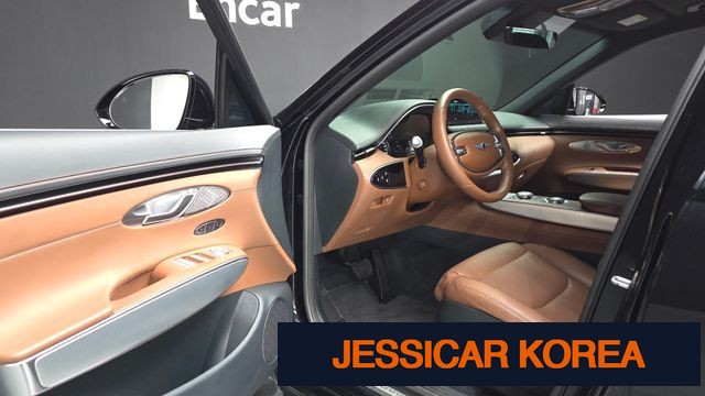 2021 Genesis GV70 - Thumbnail 18