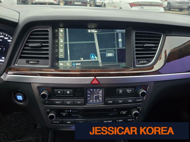 2014 Hyundai Genesis DH - Thumbnail 8