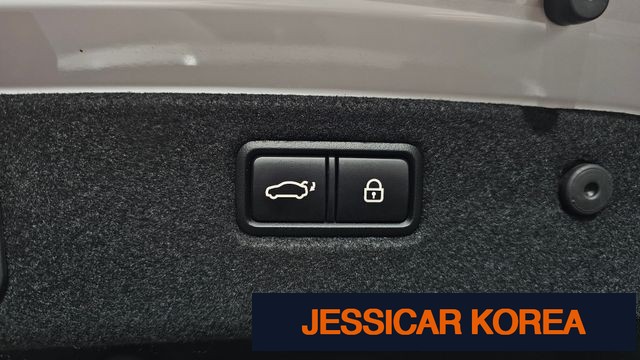 2020 Genesis G70 - Thumbnail 7