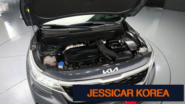 2022 Kia Seltos - Thumbnail 4