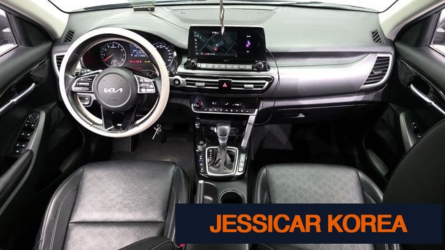 2022 Kia Seltos - Thumbnail 8