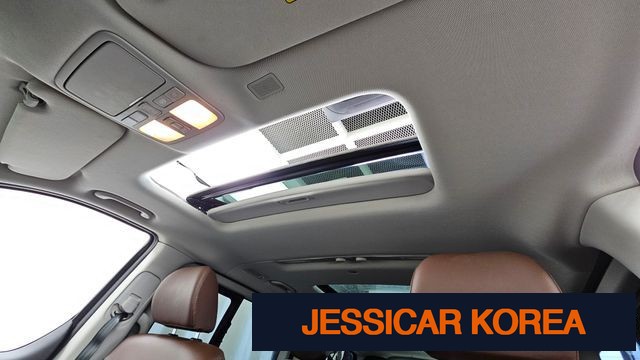 2019 Hyundai The New Grand Starex - Thumbnail 4