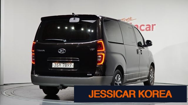 2019 Hyundai The New Grand Starex - Thumbnail 18