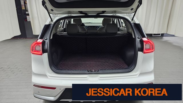 2018 Kia Niro - Thumbnail 6
