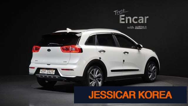 2018 Kia Niro - Thumbnail 13