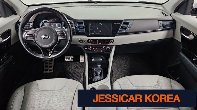 2018 Kia Niro - Thumbnail 17