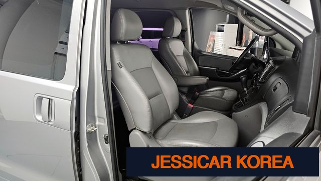 2016 Hyundai Grand Starex - Thumbnail 5