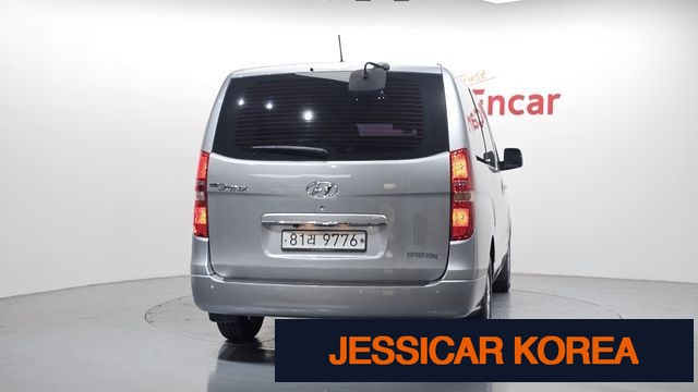 2016 Hyundai Grand Starex - Thumbnail 8