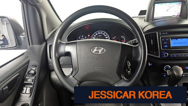2016 Hyundai Grand Starex - Thumbnail 20