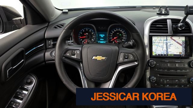 2015 Chevrolet Malibu - Thumbnail 18