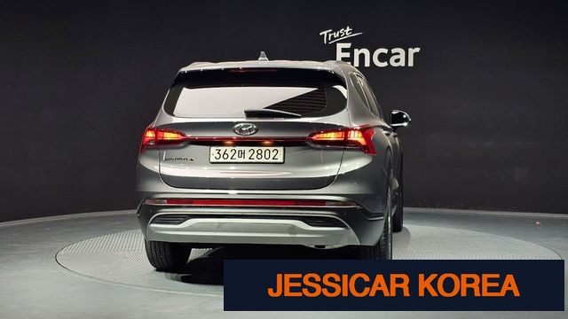 2021 Hyundai The New Santa Fe - Thumbnail 2