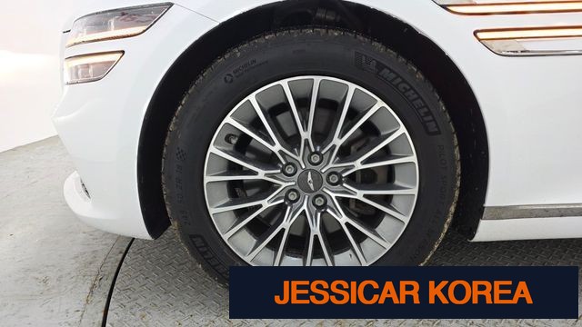 2023 Genesis G80 (RG3) - Thumbnail 2