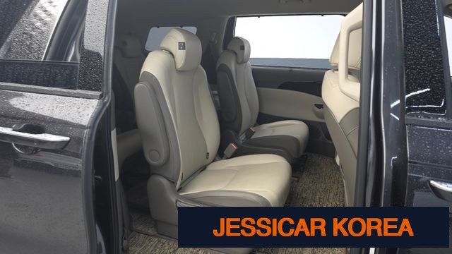 2023 Kia Carnival 4th Gen - Thumbnail 8