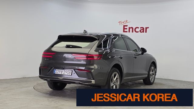 2025 Genesis GV70 - Thumbnail 4