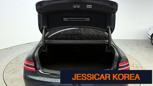 2022 Genesis G80 (RG3) - Thumbnail 18