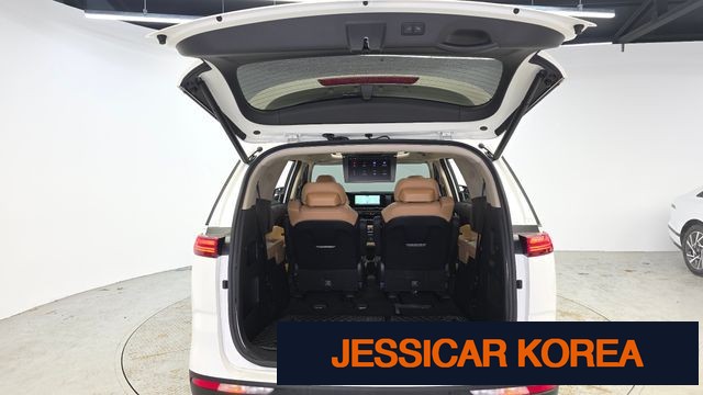 2023 Kia Carnival 4th Gen - Thumbnail 17