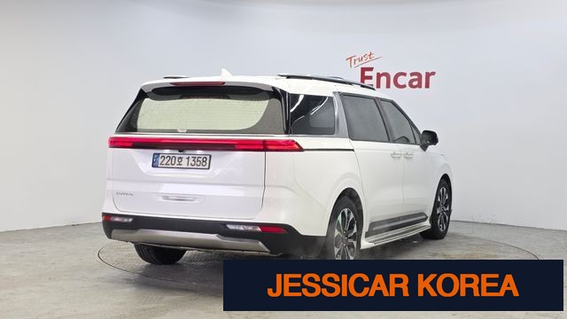2023 Kia Carnival 4th Gen - Thumbnail 18