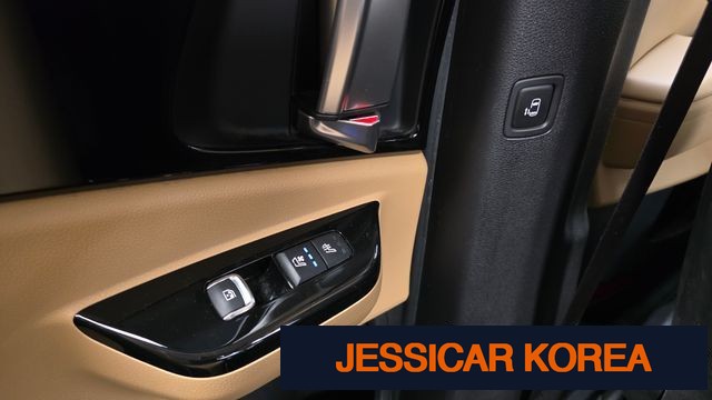 2022 Kia Carnival 4th Gen - Thumbnail 2
