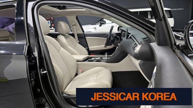 2019 Genesis G70 - Thumbnail 10