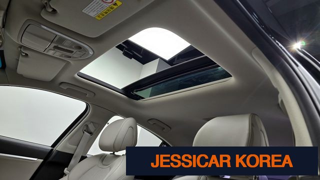 2019 Genesis G70 - Thumbnail 12