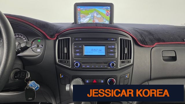 2018 Hyundai Grand Starex - Thumbnail 2