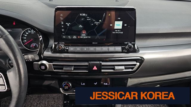 2023 Kia Seltos - Thumbnail 8