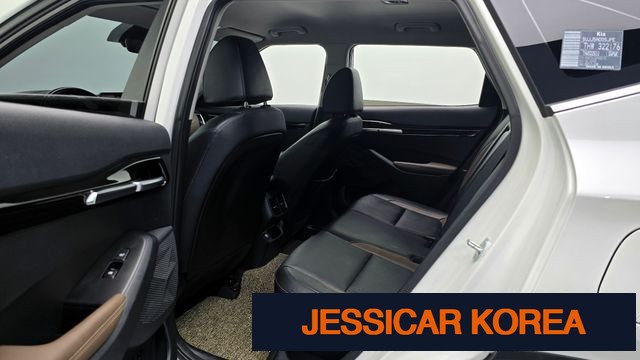 2023 Kia Seltos - Thumbnail 6