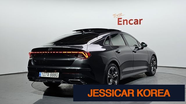 2020 Kia K5 3rd Gen - Thumbnail 2