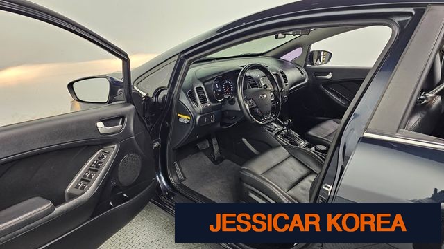 2016 Kia The New K3 - Thumbnail 12