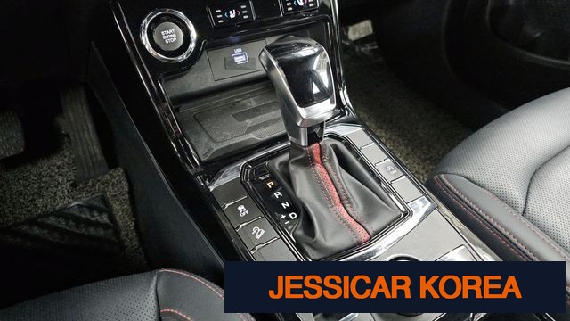 2022 KG Mobility Beautiful Korando - Thumbnail 14