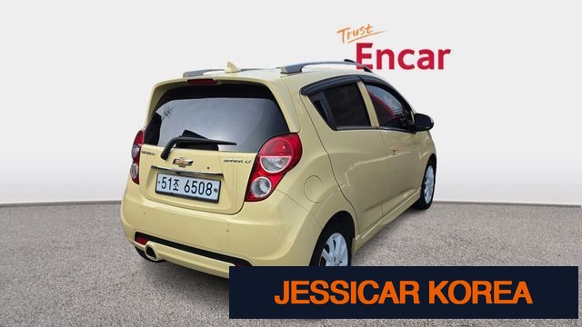 2013 Chevrolet Spark - Thumbnail 10