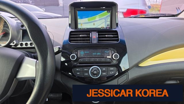 2013 Chevrolet Spark - Thumbnail 17