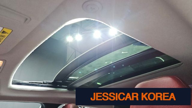 2012 Hyundai Veloster - Thumbnail 6
