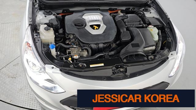 2012 Hyundai sonata hybrid - Thumbnail 9