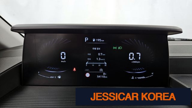 2022 Hyundai Staria - Thumbnail 7