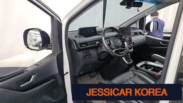 2022 Hyundai Staria - Thumbnail 8