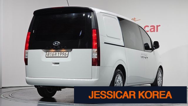 2022 Hyundai Staria - Thumbnail 14