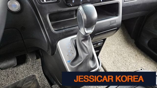 2022 Hyundai Staria - Thumbnail 19